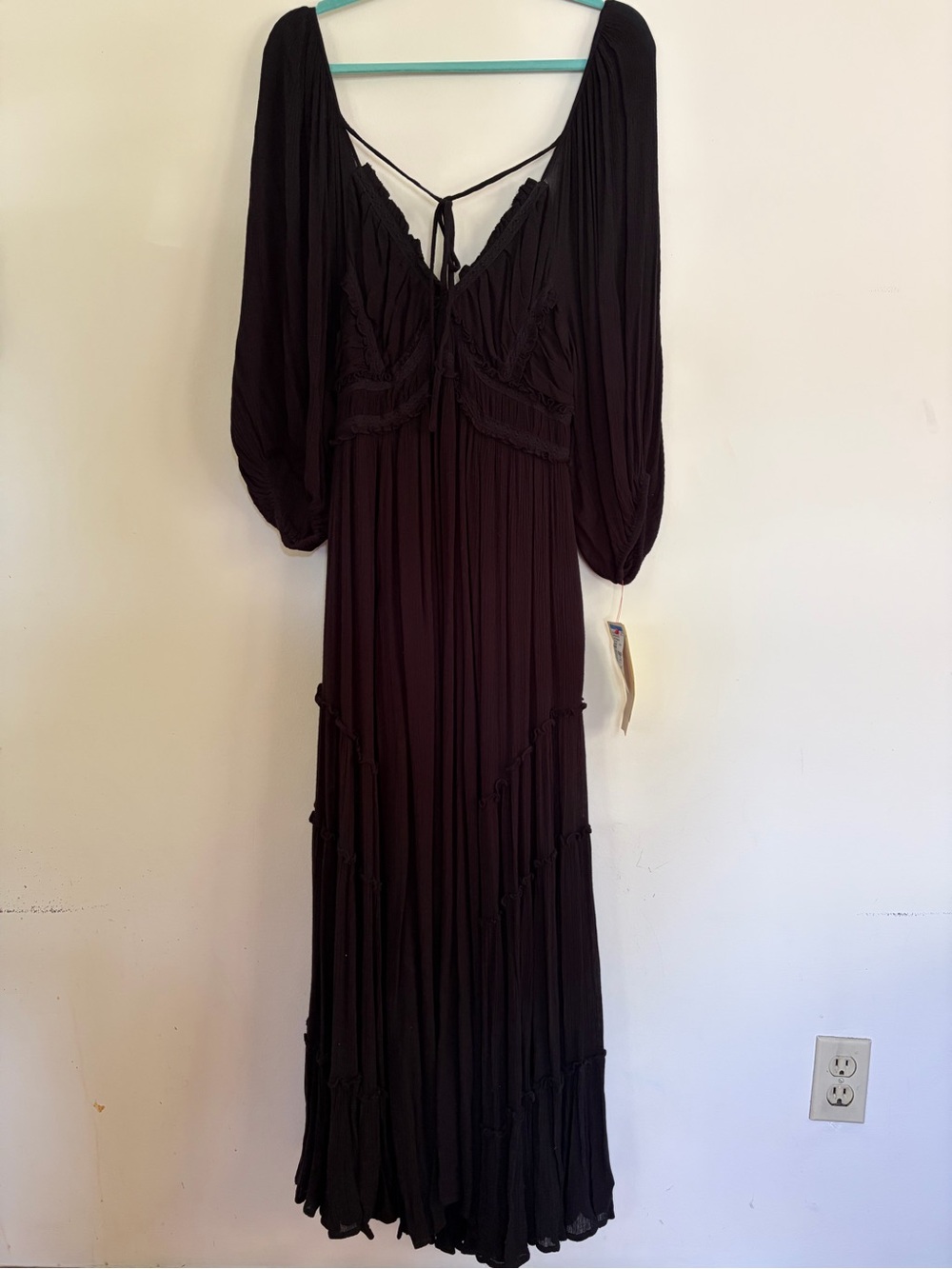 NWT Free People “You’re a Jewel” Maxi Dress in Black - Picture 2 of 10